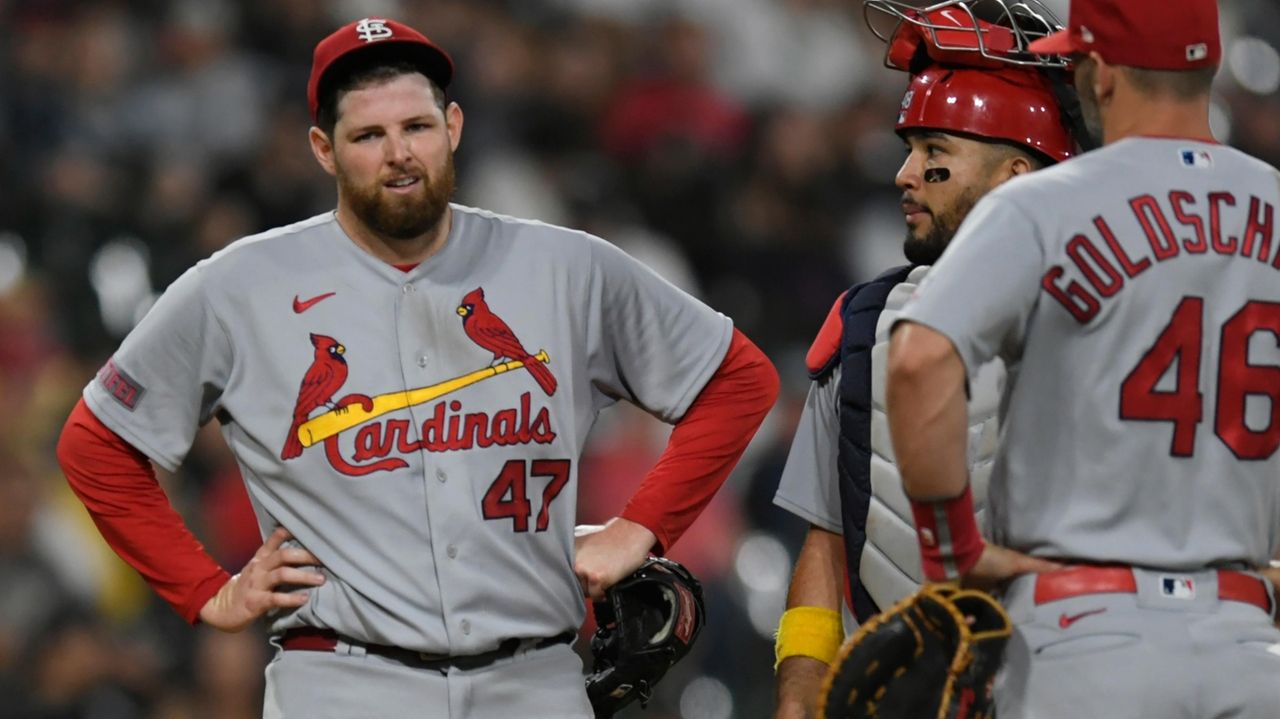 Cardinals' Nolan Arenado exits game after being hit by pitch