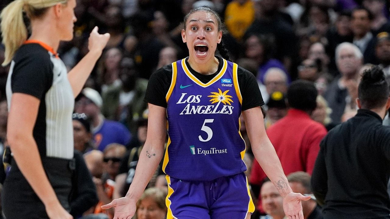 LA Sparks sign 5-year extension to play home games at Crypto.com Arena -  Newsday