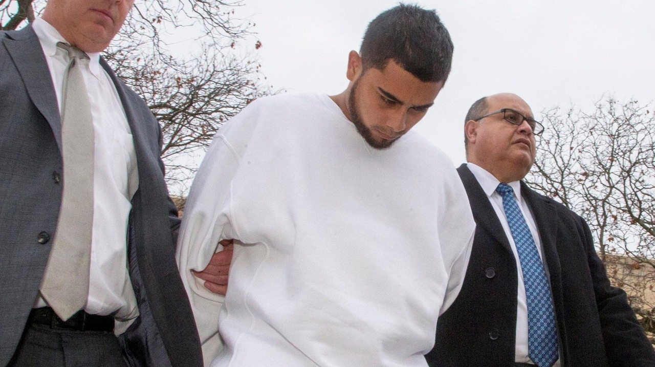 MS-13 leader pleads guilty in teen's killing, Nassau DA says - Newsday
