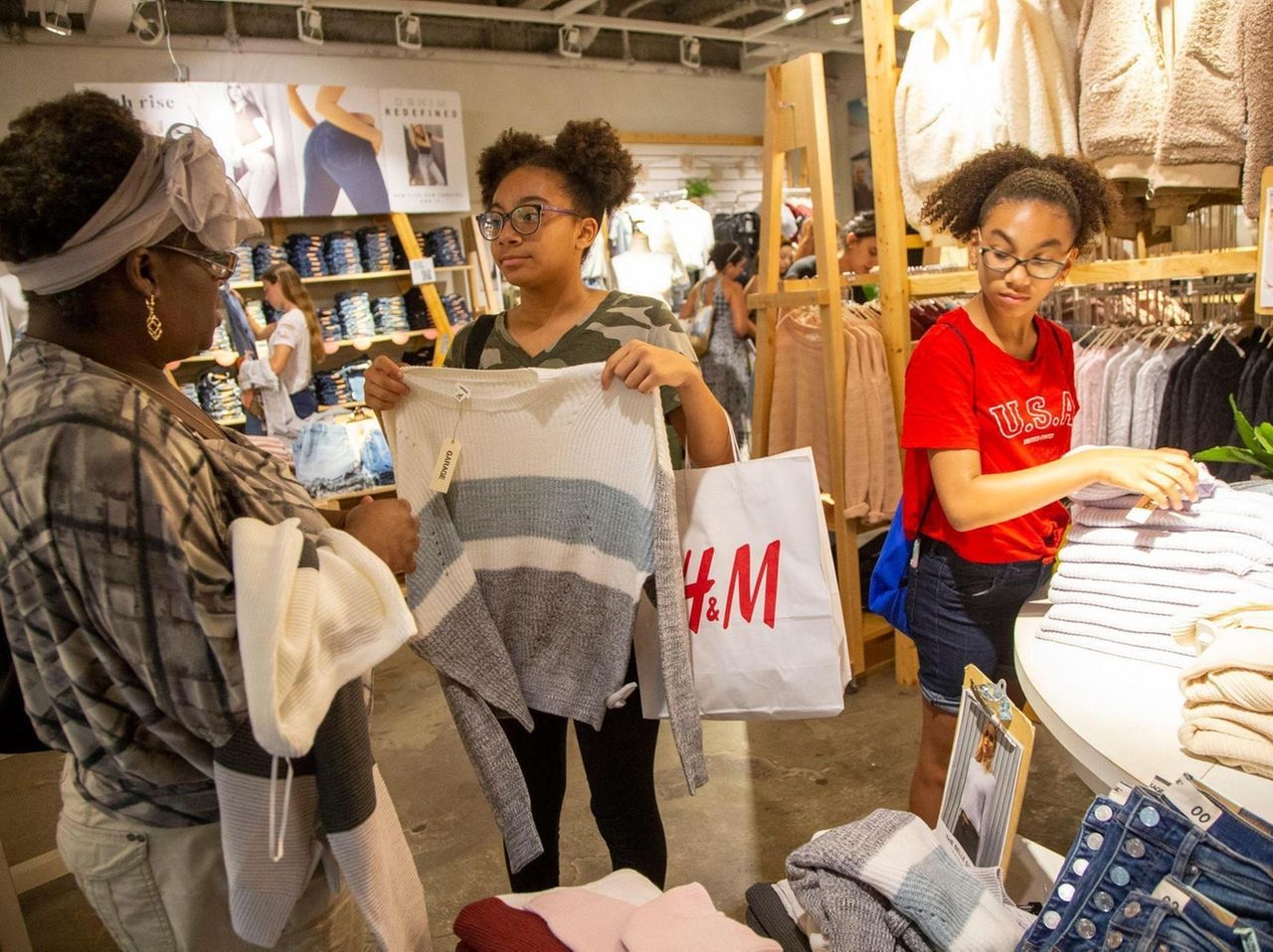 New York Yankees host back-to-school supplies drive - Newsday