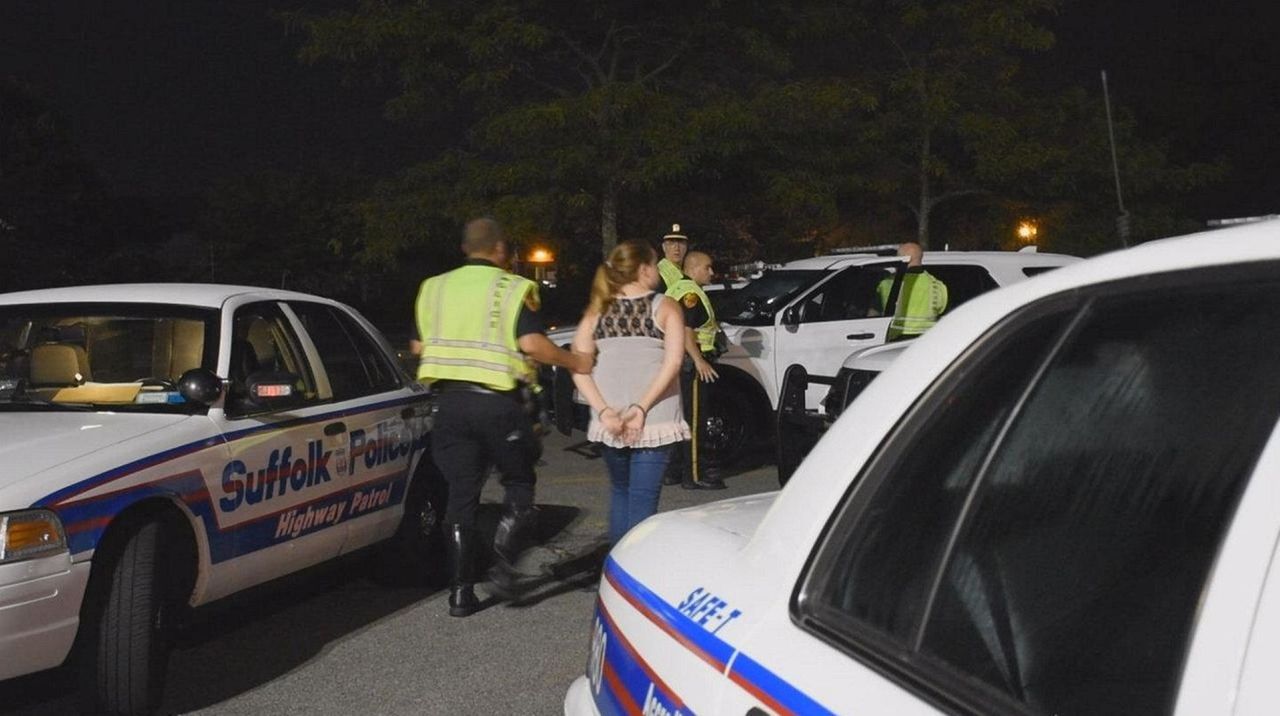 9 Arrested At Suffolk Police Sobriety Checkpoint, Cops Say - Newsday