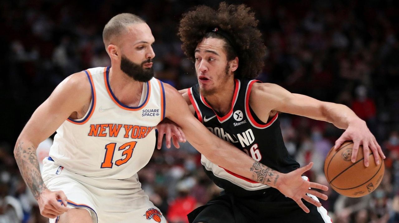 Knicks cough up 23point lead and lose in Portland Newsday