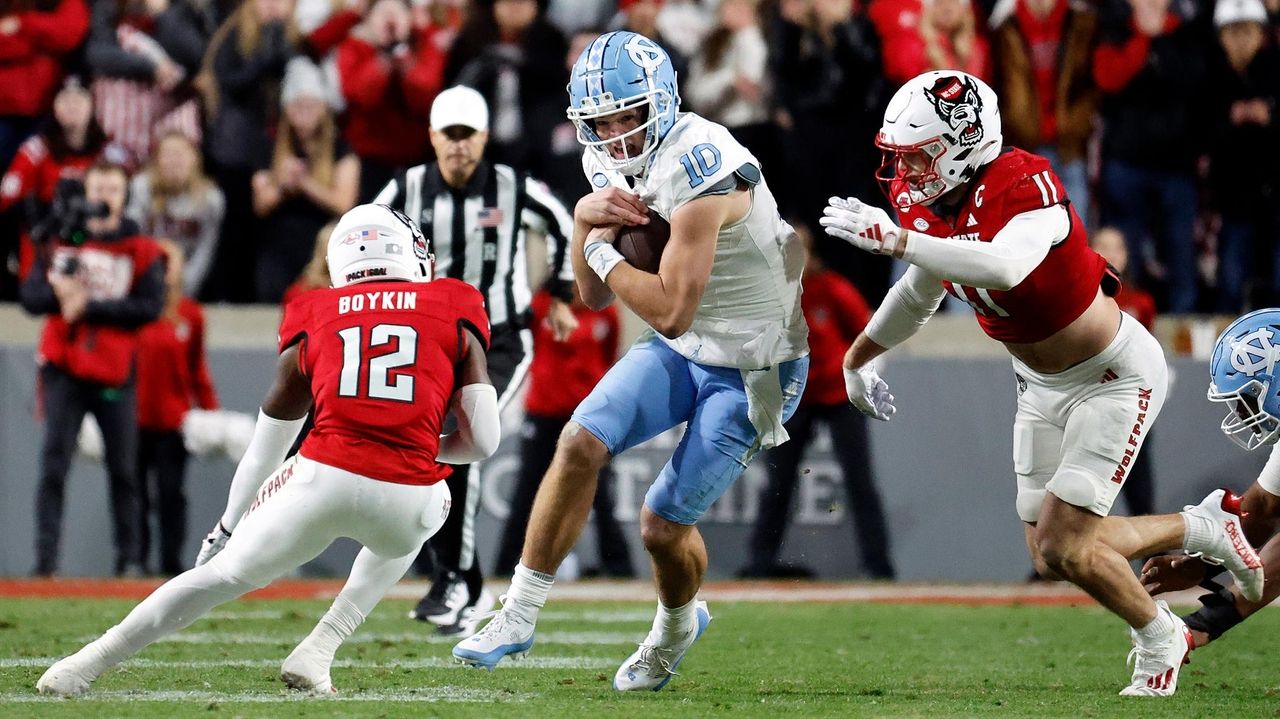 North Carolina and West Virginia bring 8-win records into the Duke’s Mayo Bowl