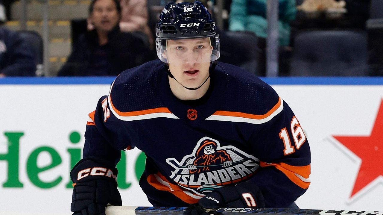 Raty, Wotherspoon make NHL debuts for Islanders Newsday