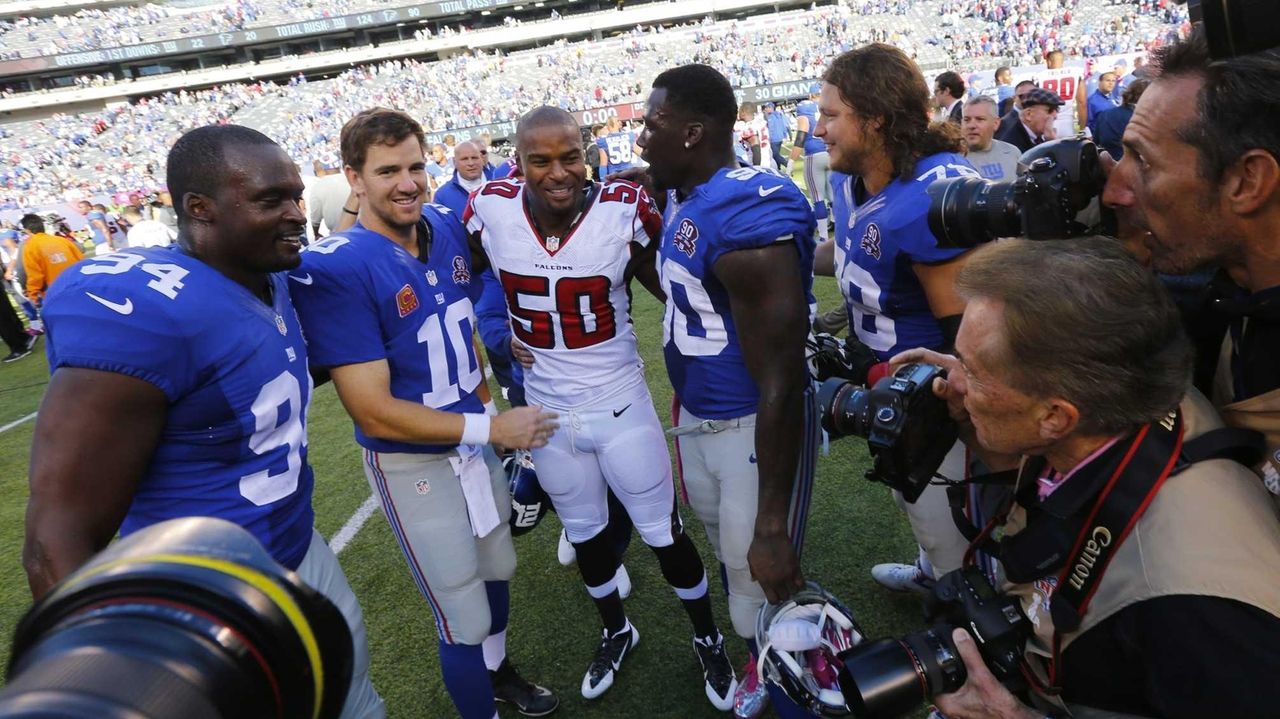 Osi Umenyiora Strikes Deal to Play for the Falcons - The New York