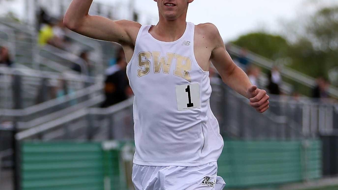 ShorehamWading River's Ryan Udvadia has perfect finish(es) at county