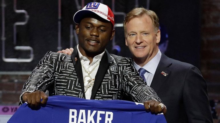 Georgia defensive back Deandre Baker poses with NFL Commissioner Roger...