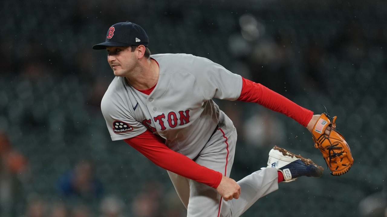 Duran hits 3-run homer, Tolle pitches 7 innings as Red Sox rally past ...