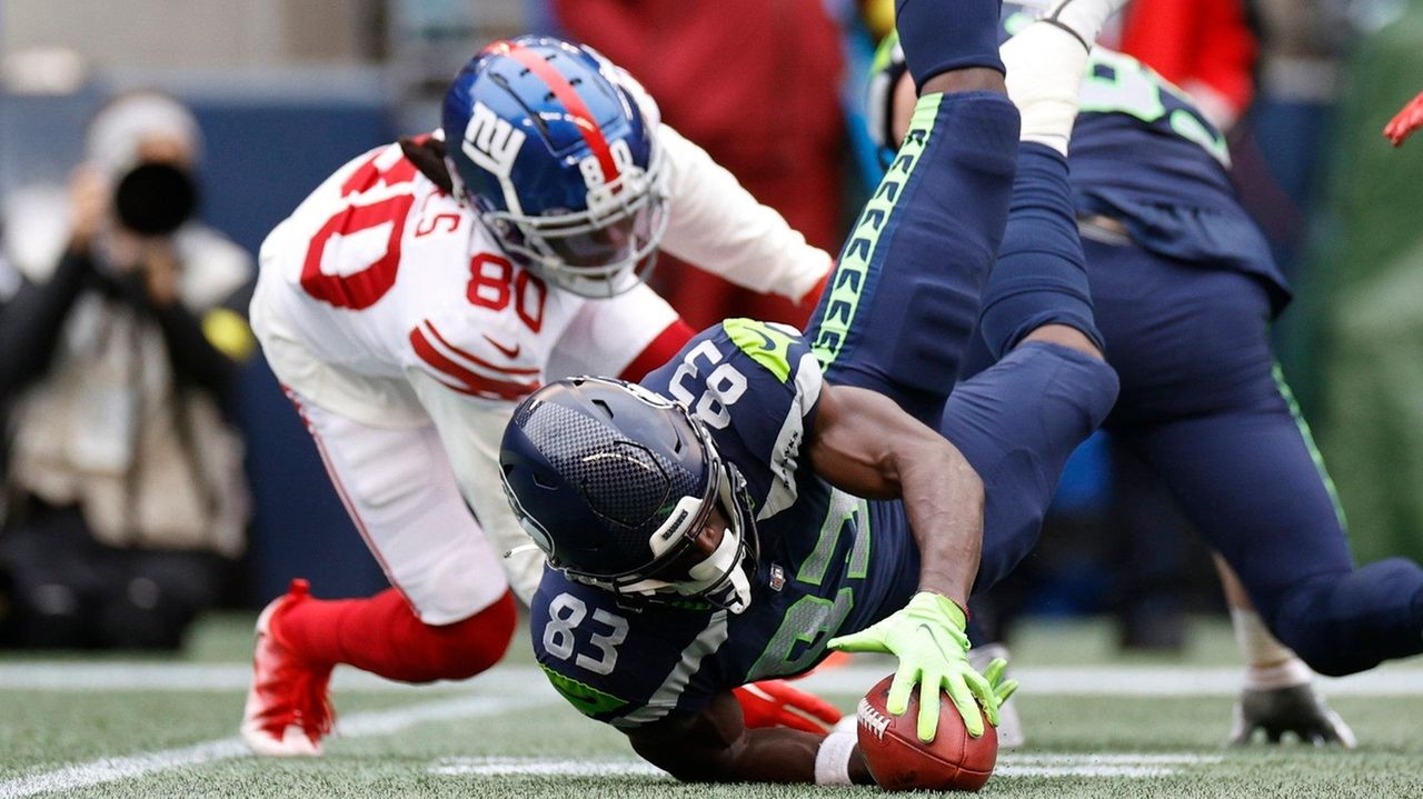 Seahawks briefly lose ex-Jets, Giants QB Geno Smith to injury vs. Brian  Daboll and Co. (UPDATE) 