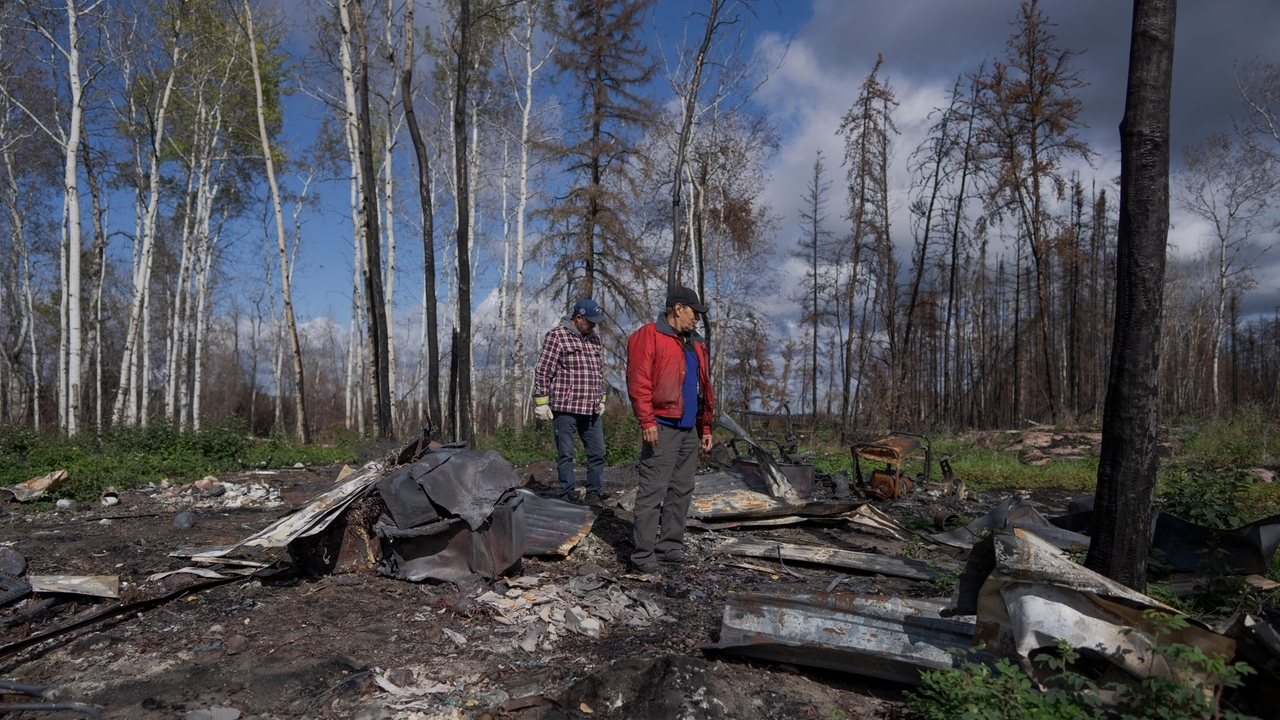 Canada says it can fight climate change and be major oil nation. Massive fires may force a reckoning - Vimarsana News