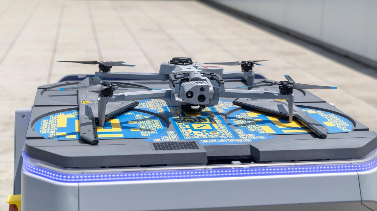 Nassau police show off 2 new water rescue drones that drop life preservers to those in distress