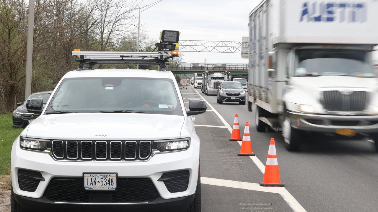 Highway work zone speed cameras, mental health, and driver's license
