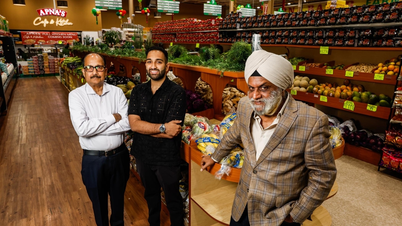 South Asian grocery chain Apna Bazar enters Suffolk market, takes over Commack supermarket
