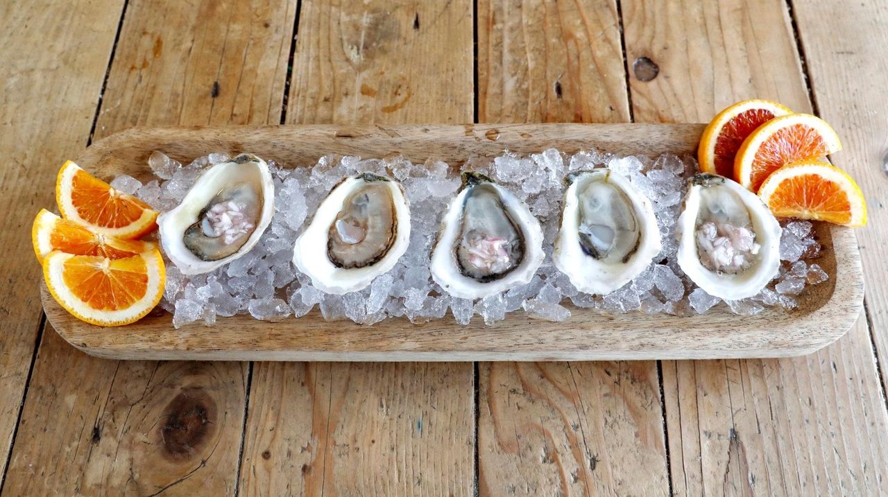 Little Creek Oyster Farm & Market in Greenport to host oyster contest