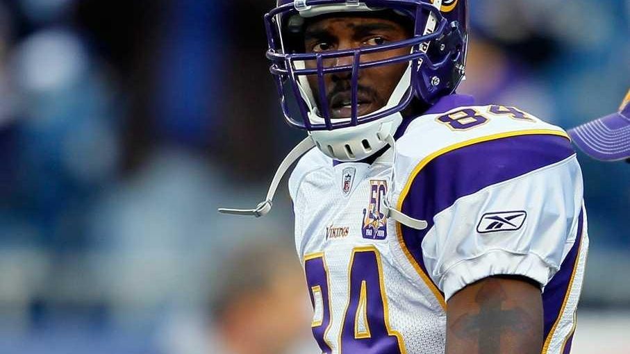 Vikings Waive Randy Moss - The New York Times