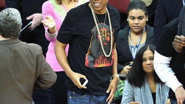 Jay-Z Rocks Nets Cap at Concert - NetsDaily