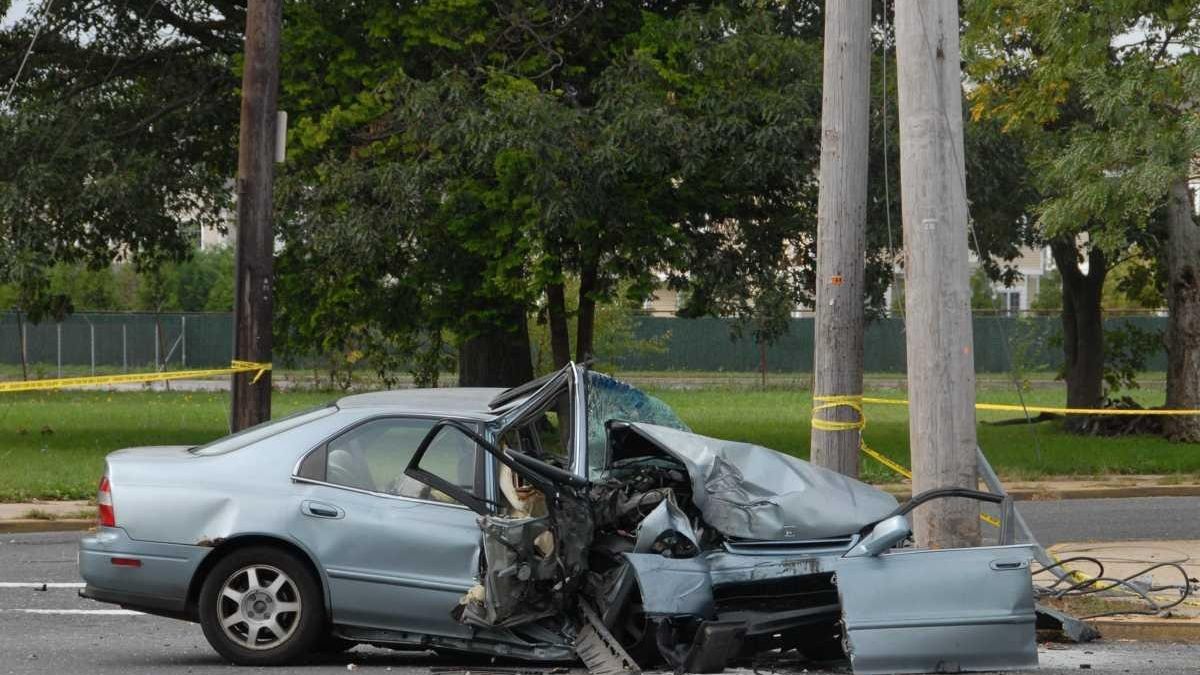 Amityville woman killed in onecar crash Newsday