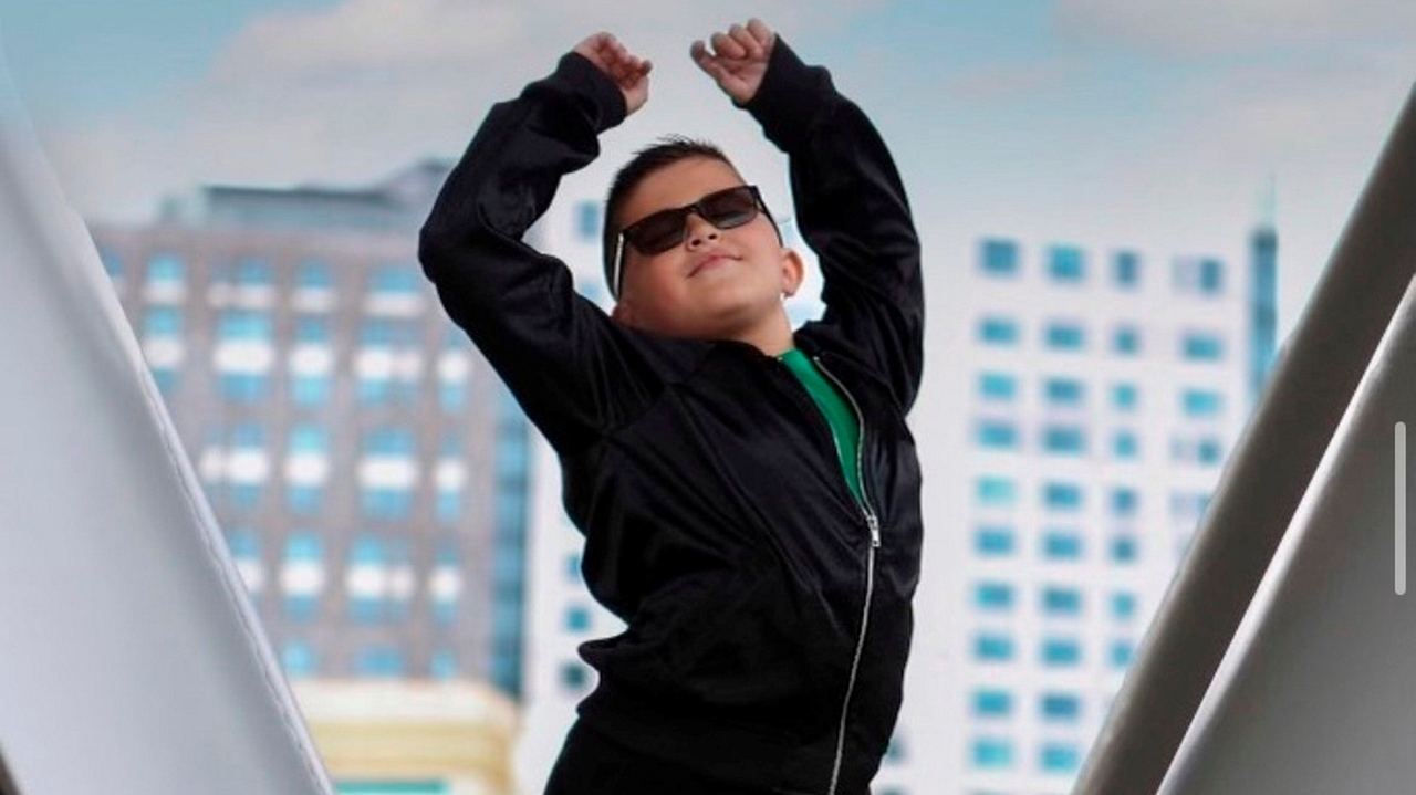 Glen Head's Lambros Garcia wows judges, audience on 'America's Got Talent' audition - Vimarsana News