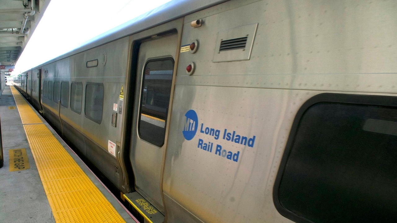 LIRR train strikes, kills pedestrian in Central Islip, leading to partial Ronkonkoma Branch suspension