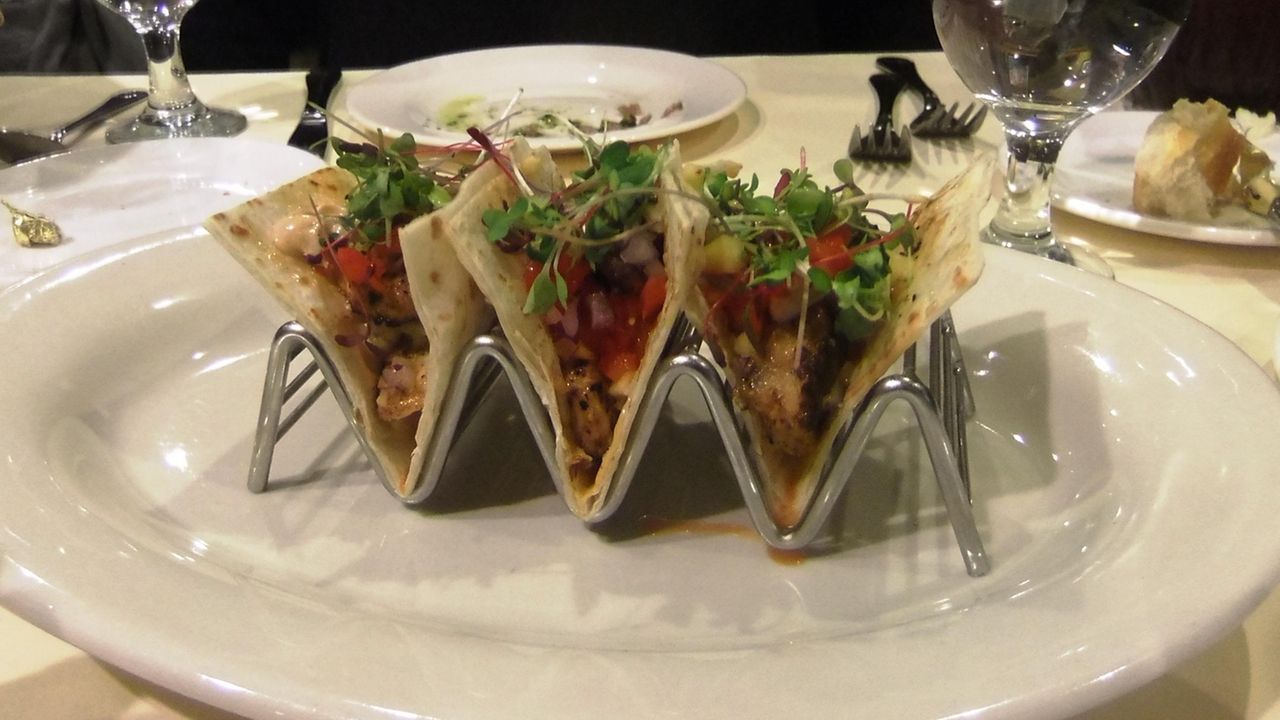 La Casa Latina, Westbury: First bites - Newsday, image size:1280x720