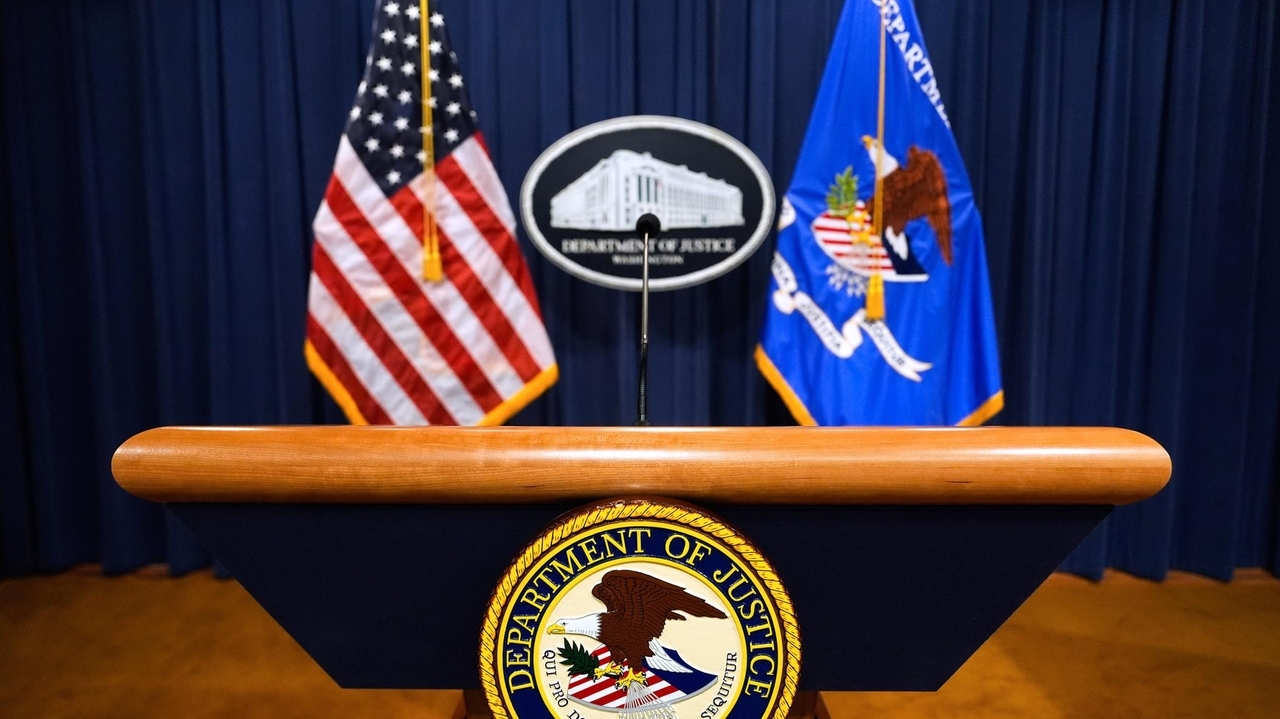 Trump administration attempting to prosecute former FBI Director James ...