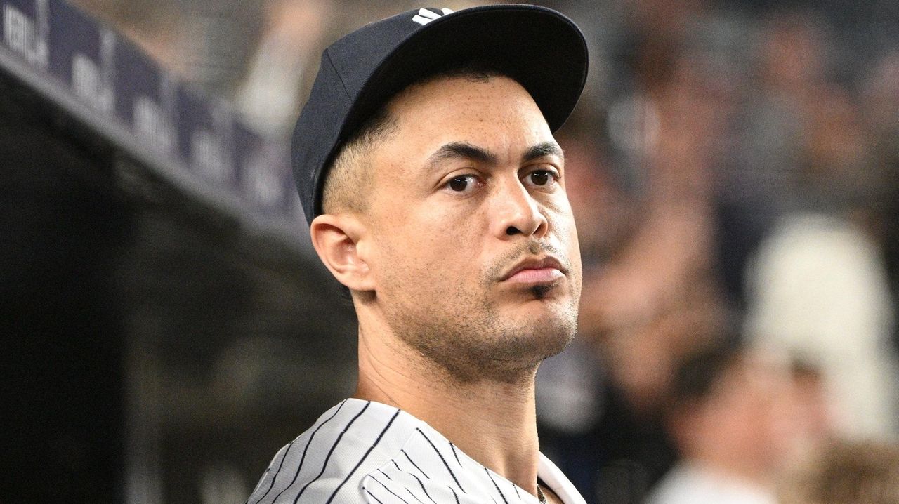 MLB hot stove  Yankees in on Giancarlo Stanton, too? Latest on