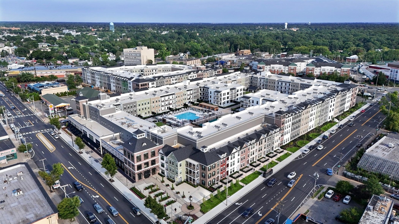 Largest new apartment complex since 2019 opens in West Hempstead