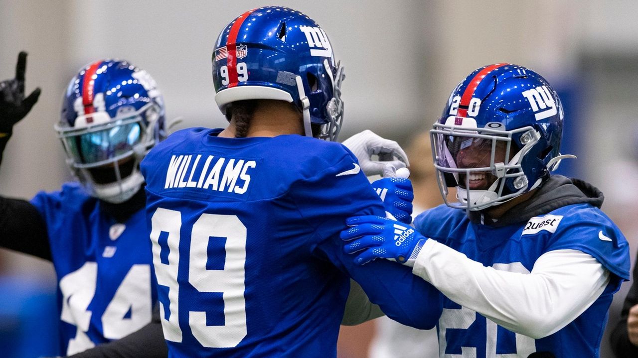 Leonard Williams happy to be back with New York Giants