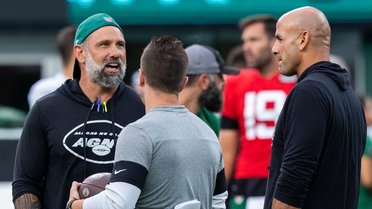 NY Jets DC Jeff Ulbrich clarifies apparent jab at Patriots' mantra