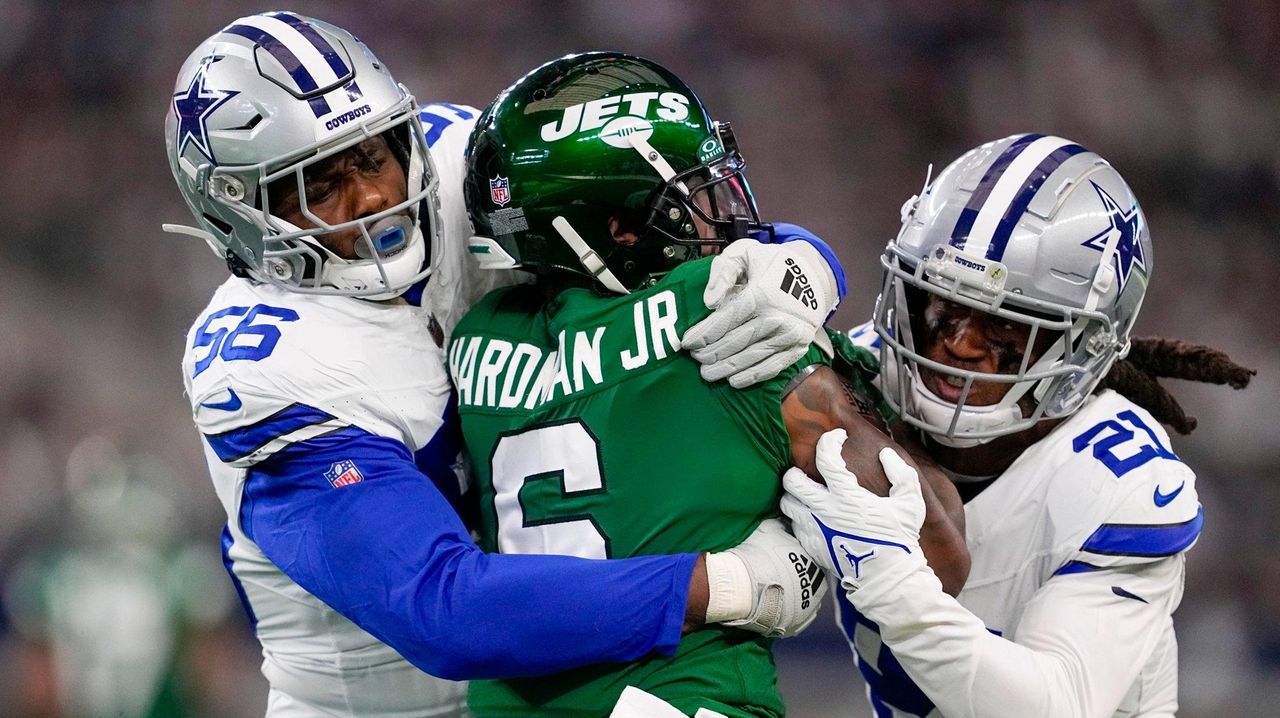 New York Jets wide receiver Mecole Hardman Jr. (6) in action