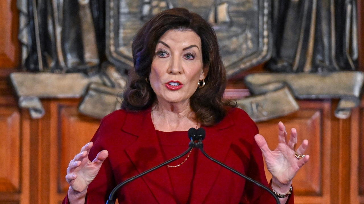 50 NYS regulations rolled back to reduce bureaucracy, Hochul announces