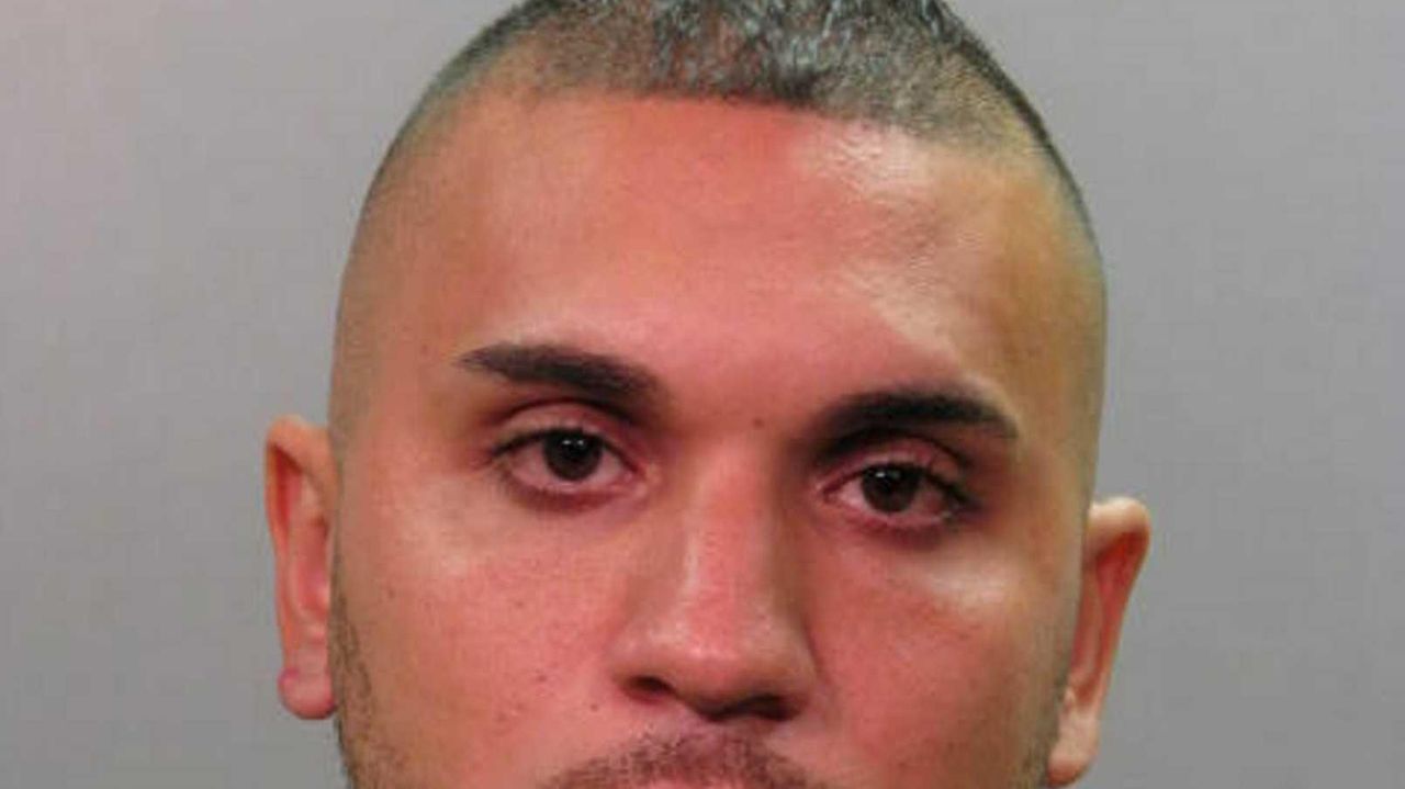 West Hempstead man faces DWI charge in crash with cop car Newsday