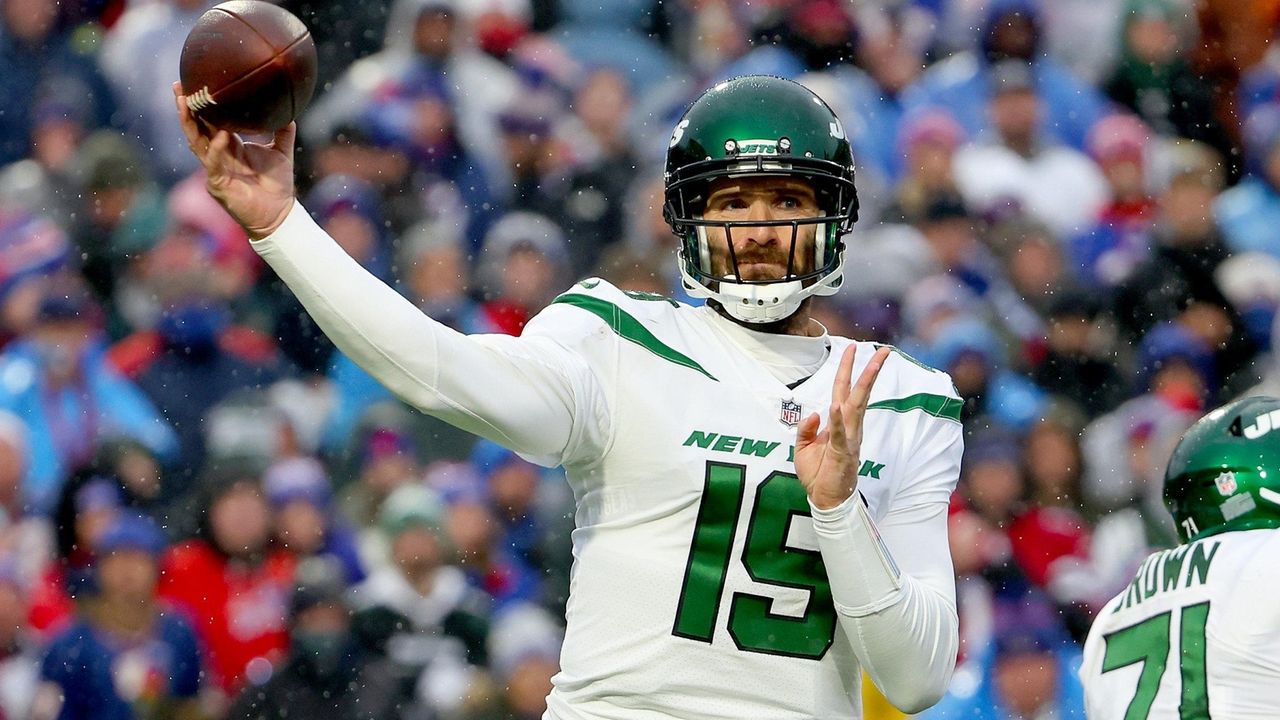 Jets to start Joe Flacco vs. Dolphins in Week 11 - Sports Illustrated