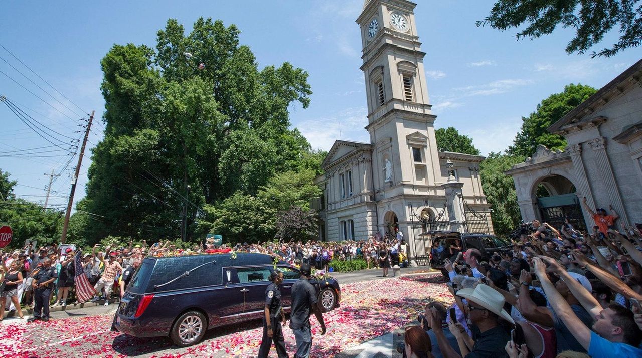 Muhammad Ali funeral procession in Louisville draws thousands Newsday