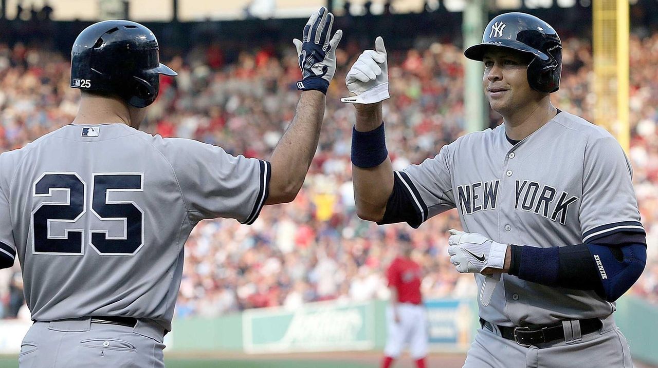 Report: Yankees' Cole, Gardner had altercation after clubhouse