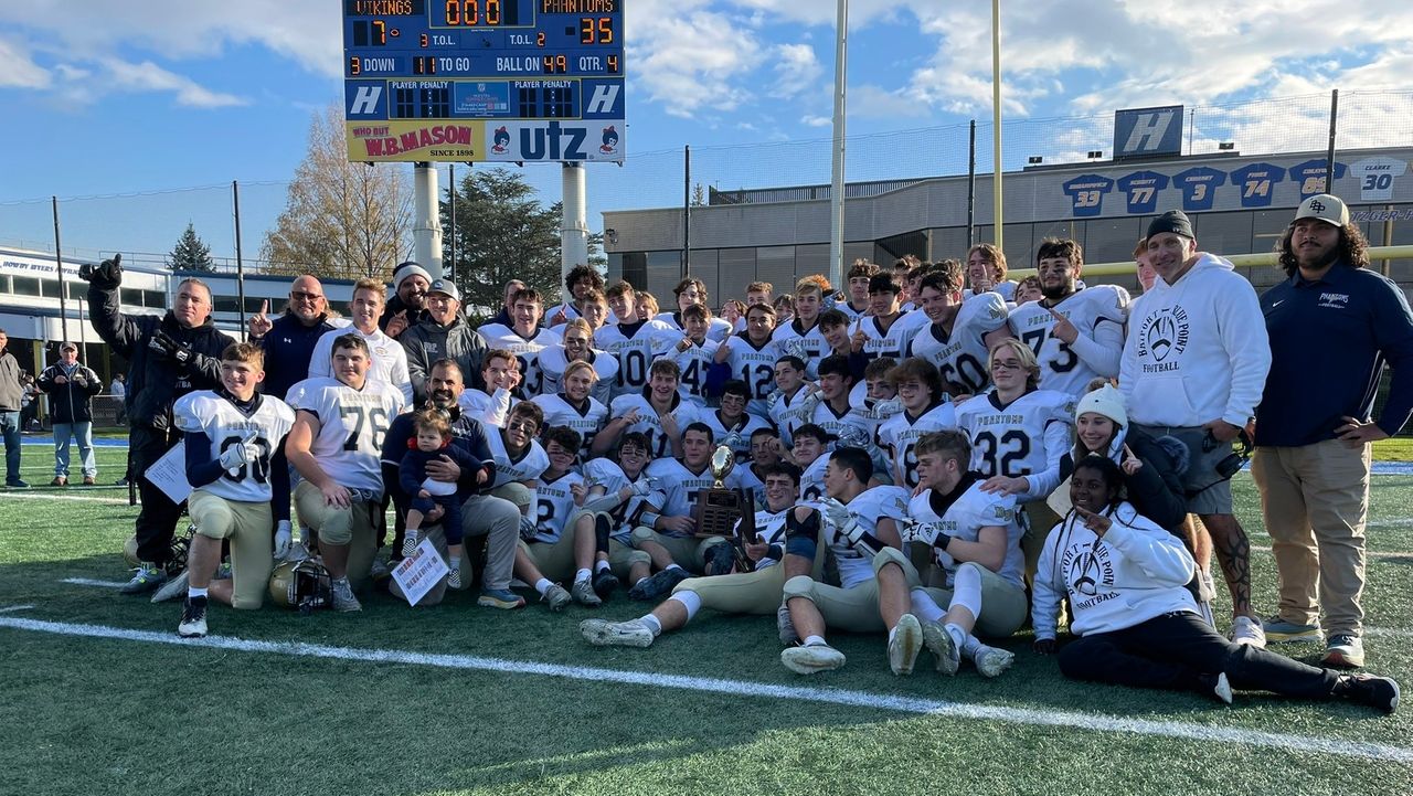 BayportBlue Pointwins its first Long Island championship Billy M Goodman