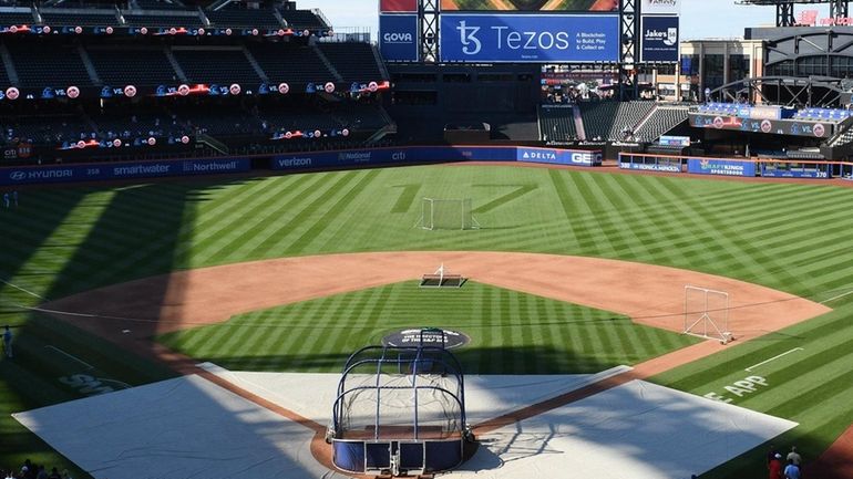 KEITH HERNANDEZ DAY TAILGATE AT CITI FIELD