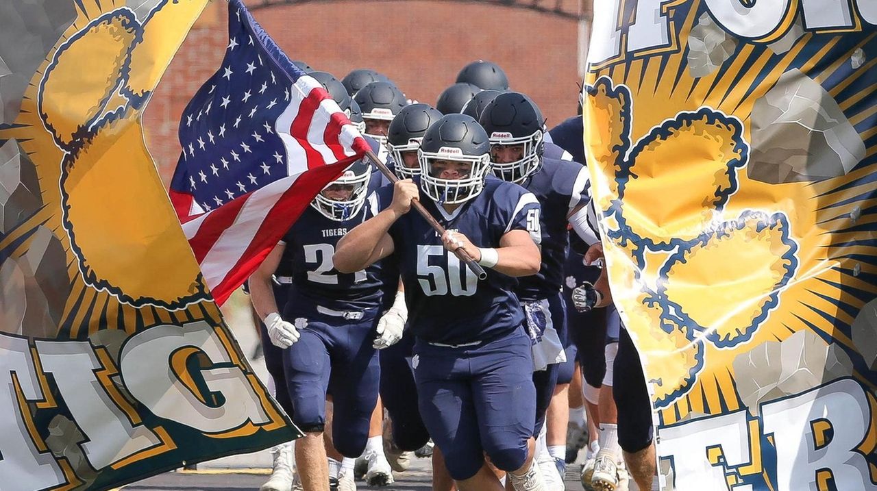 Photos Bellport vs. Northport football Newsday