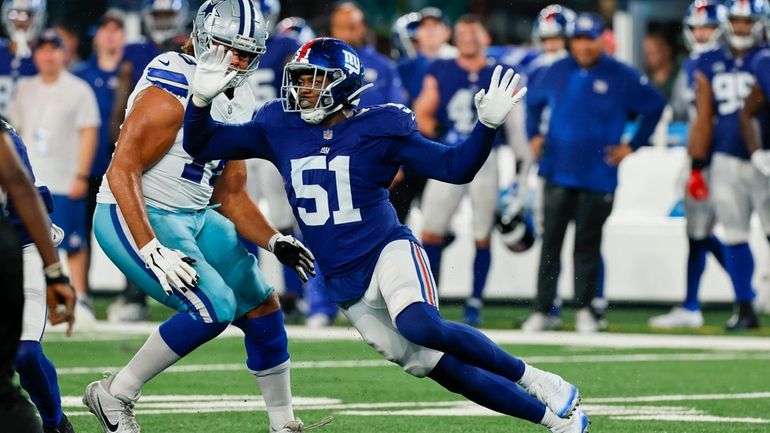 New York Giants linebacker Azeez Ojulari (51) during the second...