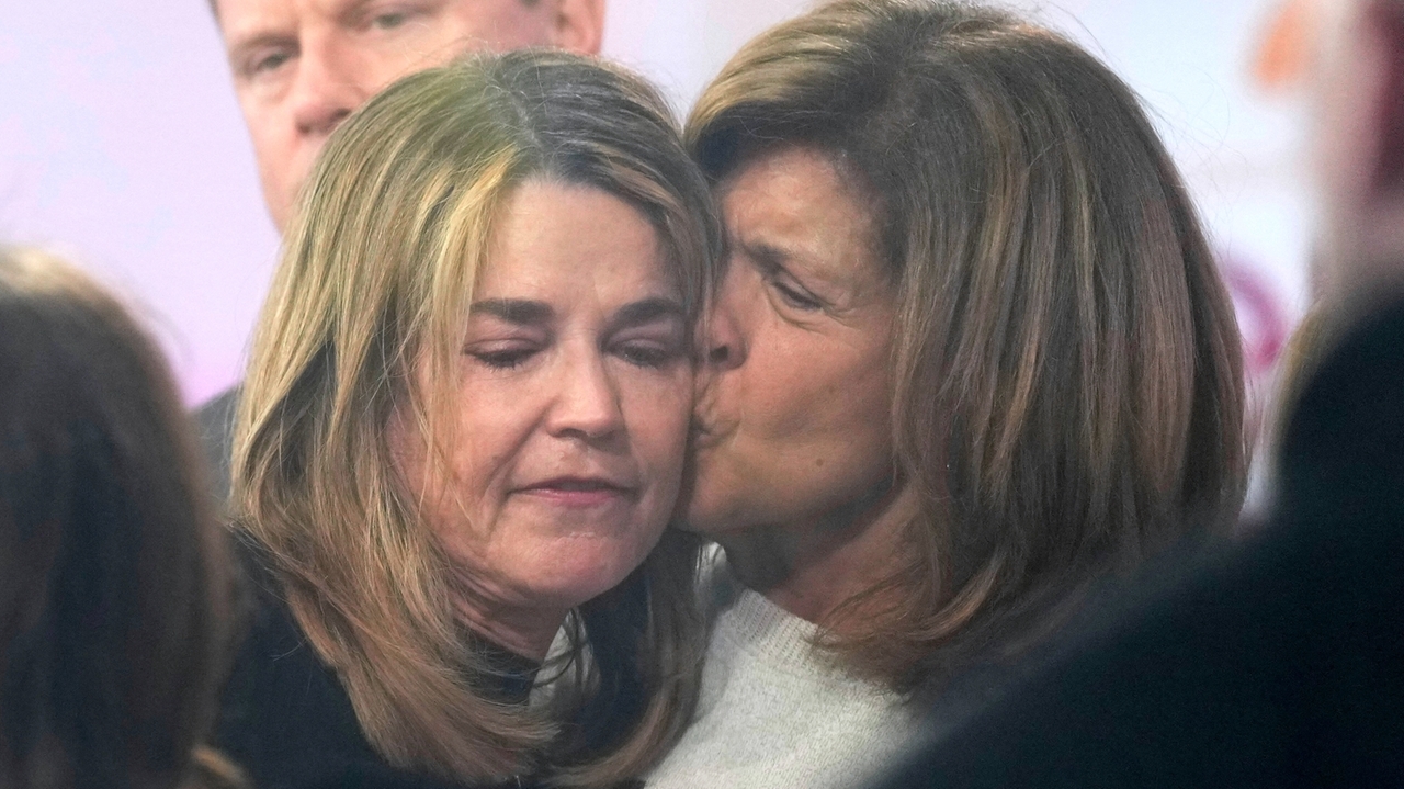 Savannah Guthrie Returns to Today; Mother Still Missing