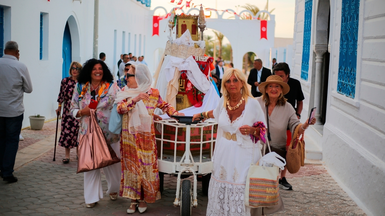 Foreign visitors return to Jewish pilgrimage in Tunisia under tight  security - Newsday