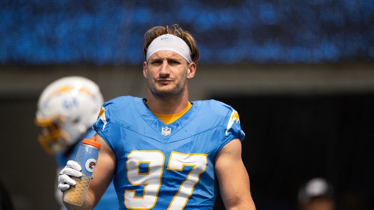 Bills agree to sign edge rusher Joey Bosa to 1-year, $12.6 million contract,  AP source says - Newsday