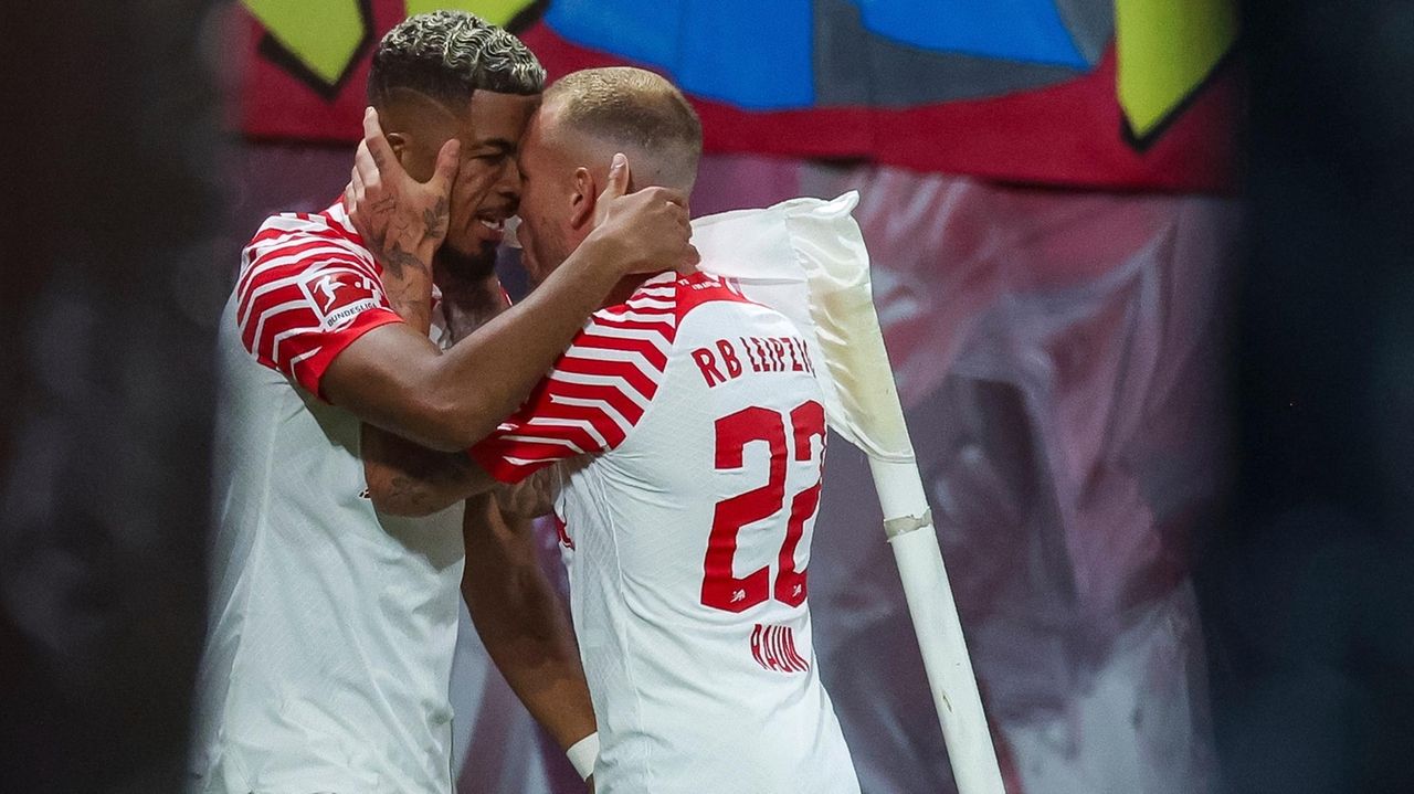 Leipzig scores 5 goals in second half to rally for 51 win over Stuttgart in Bundesliga Newsday