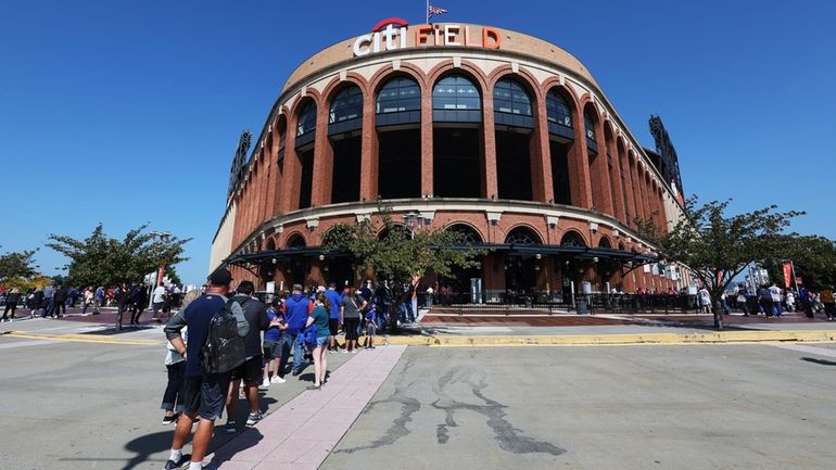 A General view of Citi Field before the game between...