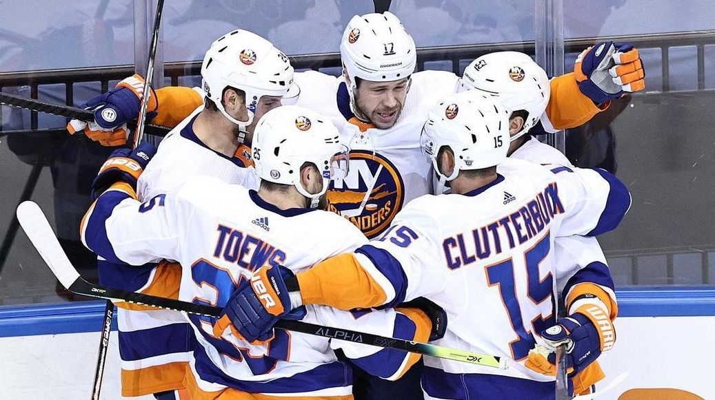 Islanders outwork Capitals for Game 2 win Newsday