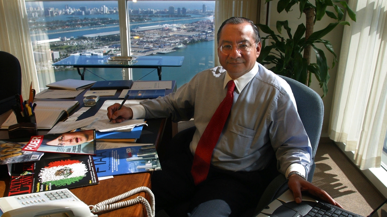 Red flags, missed clues: How accused US diplomat-turned-Cuban spy avoided scrutiny for decades - Vimarsana News