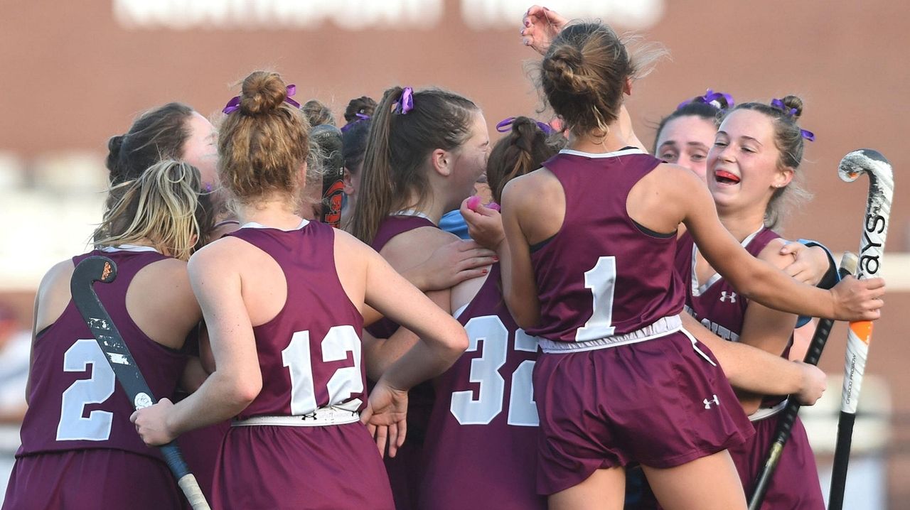 Photos: LI Class B Field Hockey Final - Newsday