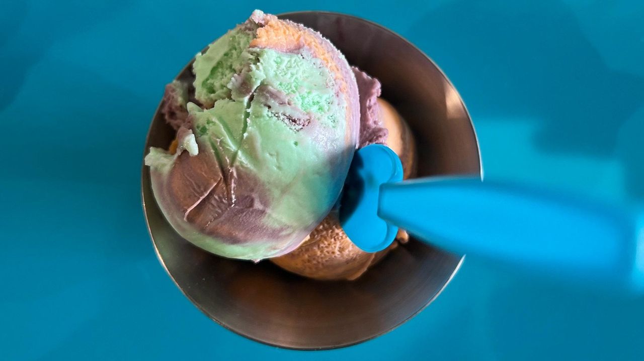 Scoops and Cones Cafe opens second location, in Farmingdale Newsday