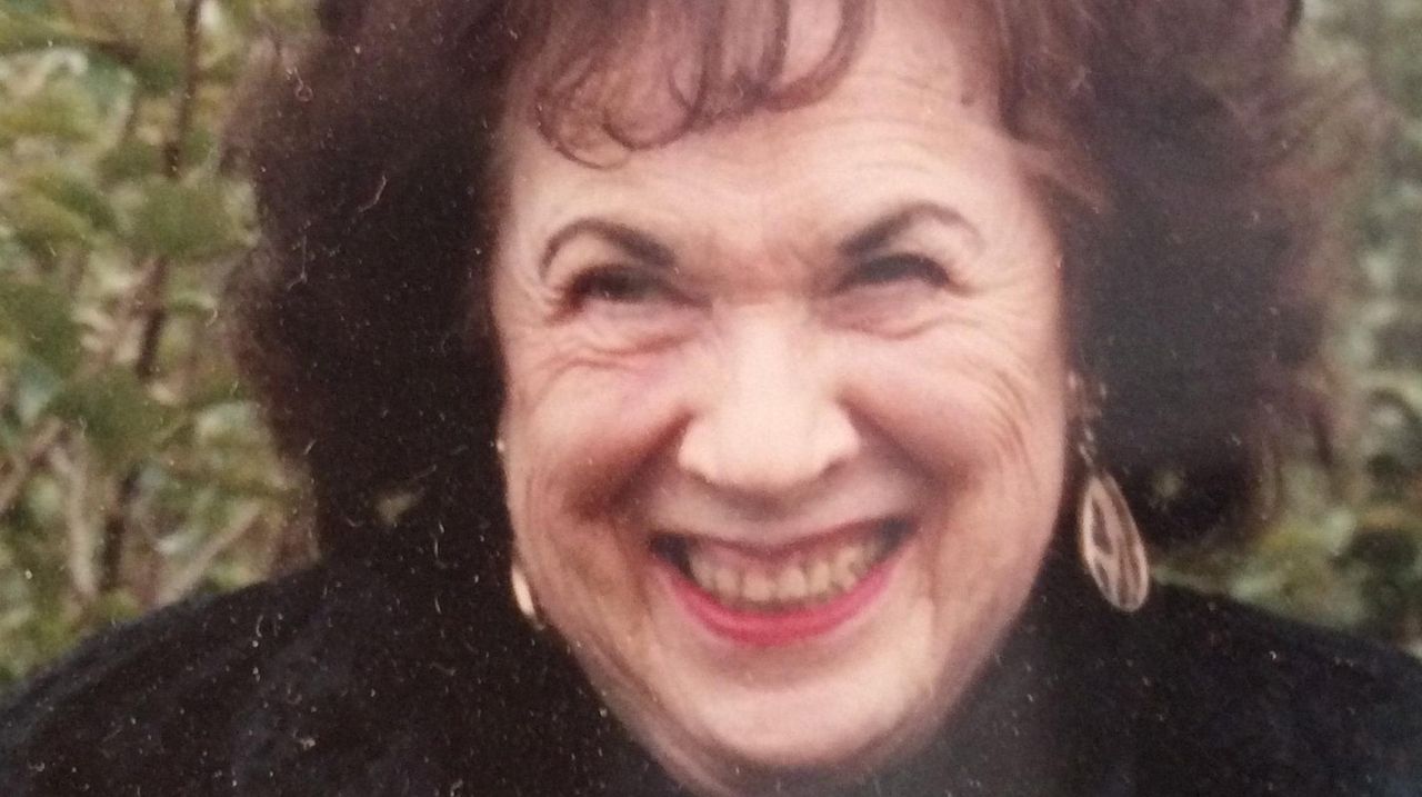 Helen Greene of Glen Cove dies at 92; longtime educator known as ...