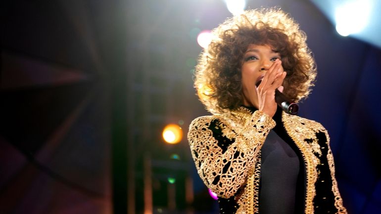 Naomi Ackie in  "Whitney Houston: I Wann Dance with Somebody."